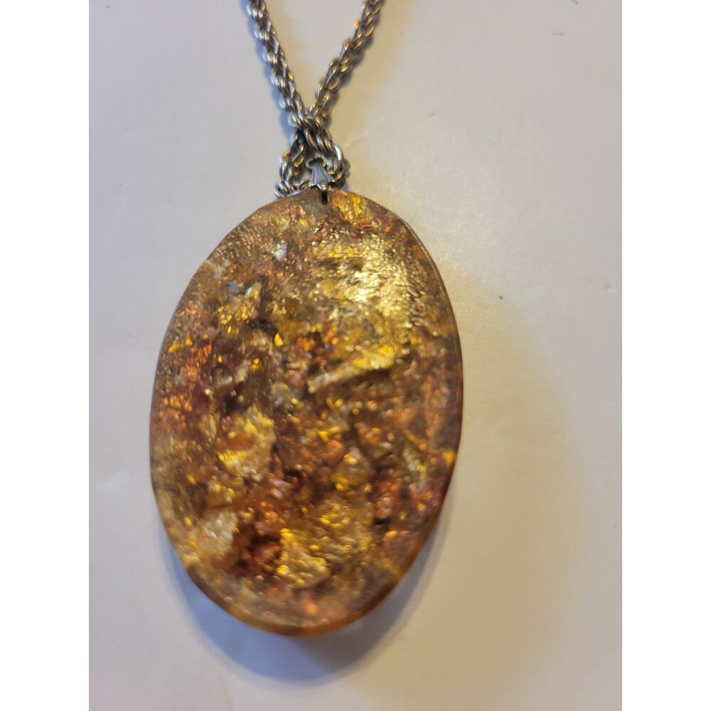 Vintage Estate Necklace Orange Gold‎ flake Cabochon Oval Resin Pendant Jewelry - Picture 6 of 6